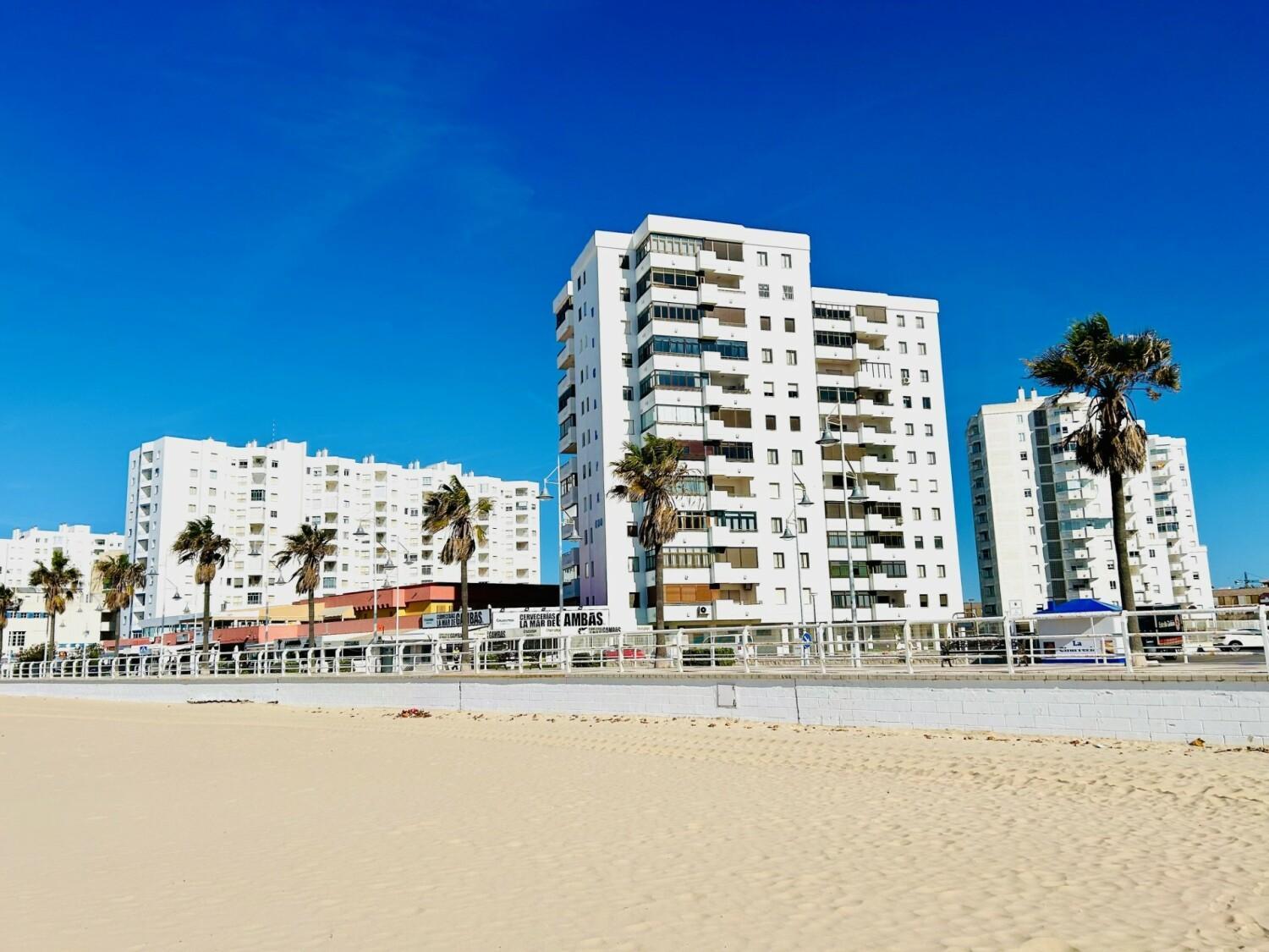 Gatu Arena " Preferente Mayores De 25 Anos Y Familias " El Puerto de Santa María Buitenkant foto